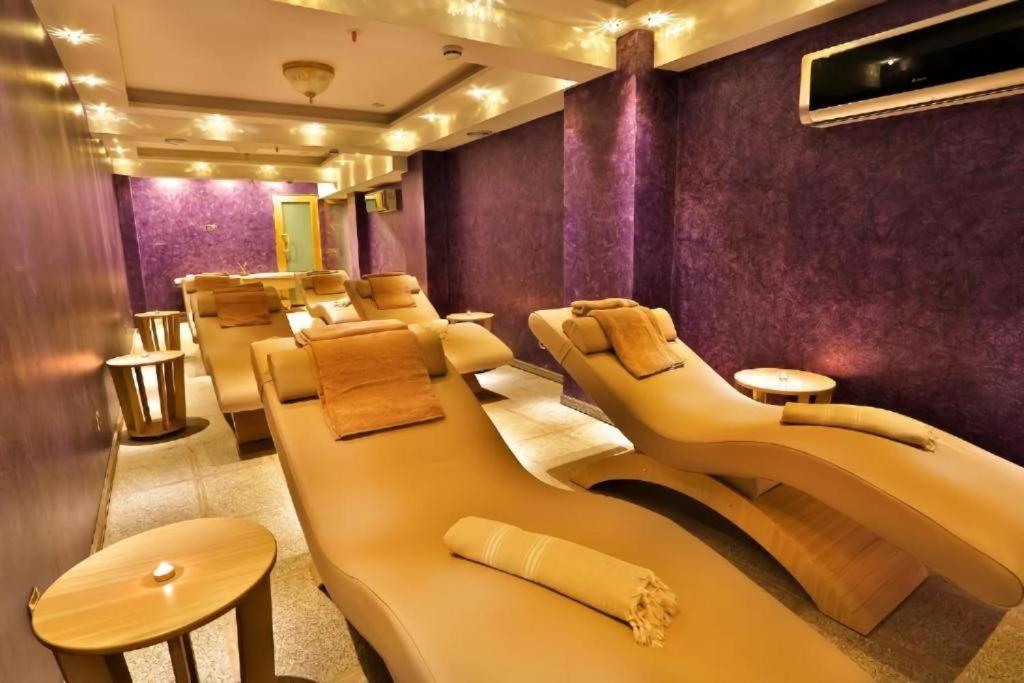 Emirhan Palace Hotel Istanbul Eksteriør billede